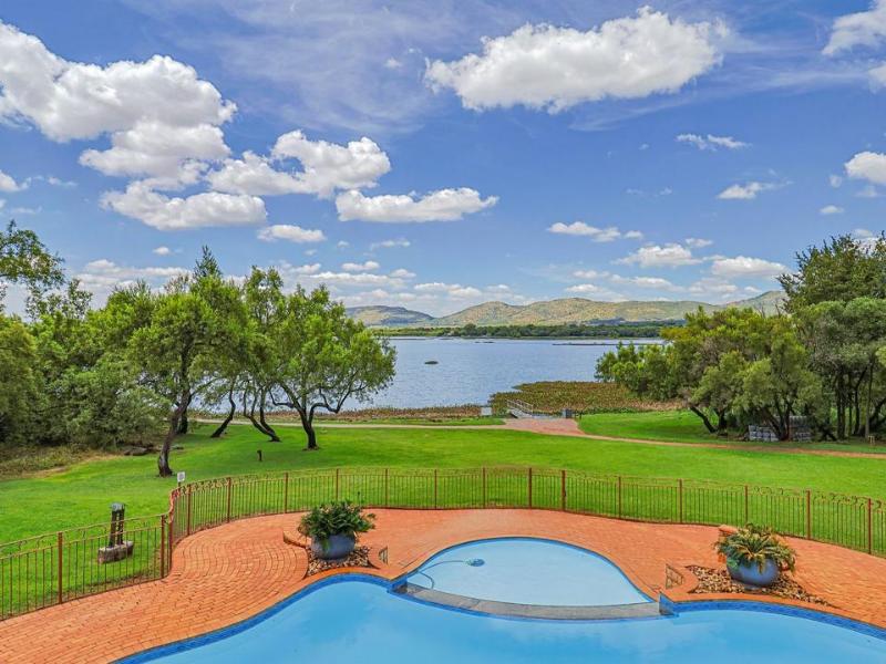 5 Bedroom Property for Sale in Kshane North West